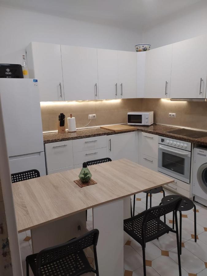 Amplio Apartamento Con Dos Patios Gijón Eksteriør bilde